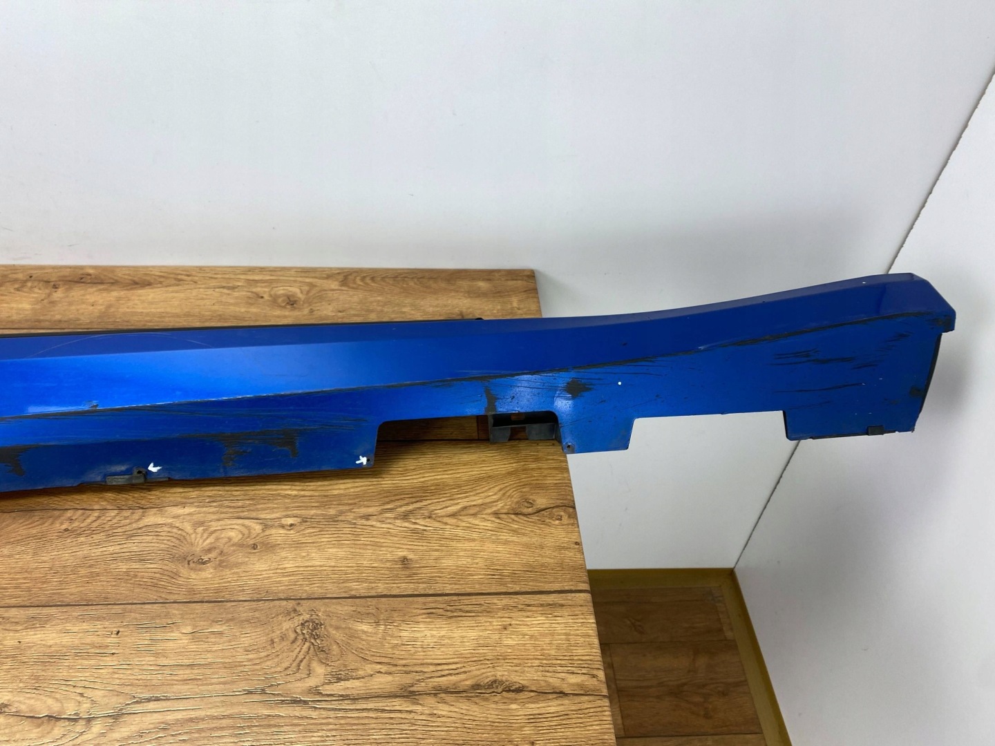 cap threshold threshold right Chevrolet Camaro 2016+