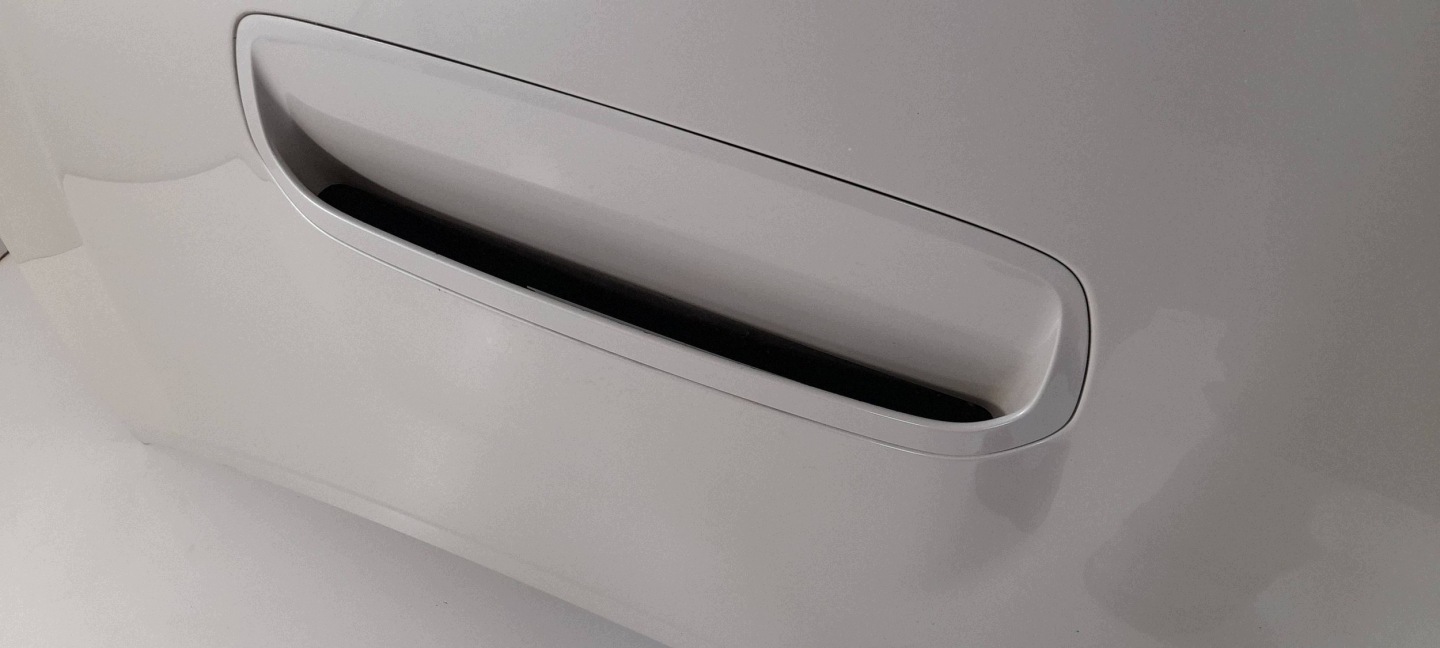 Subaru Outback III 2009-2014r cofano (M33)