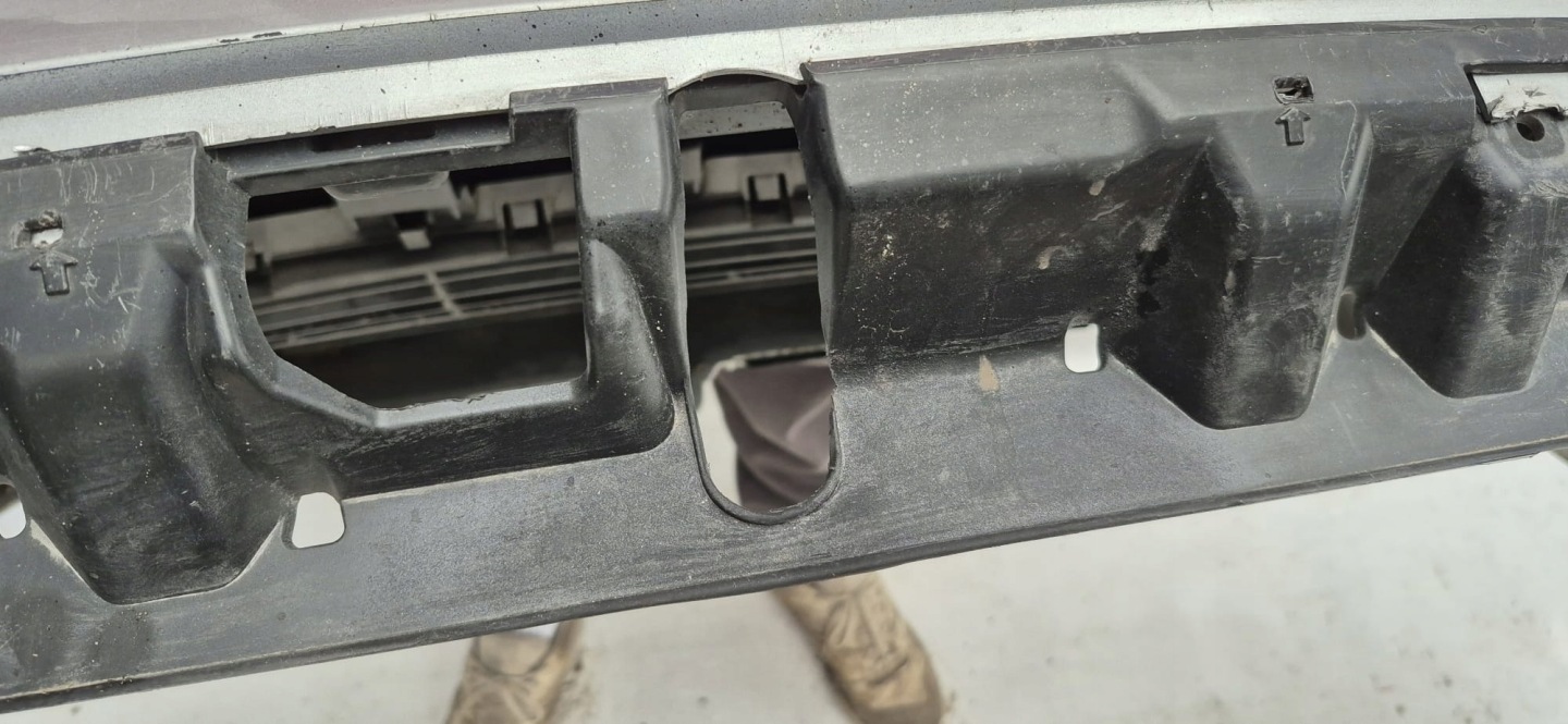 PEUGEOT 308 and 1 07-11 bumper front front 9680484677