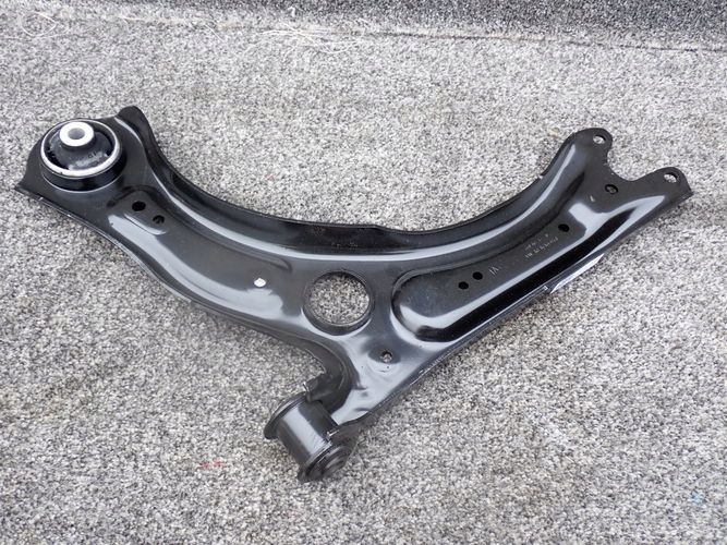 AUDI SEAT SKODA VW QUERLENKER RECHTS 2Q0407152D