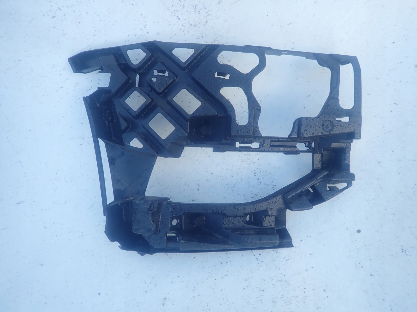 VW GOLF VII LIFT 16- bumper bracket right front