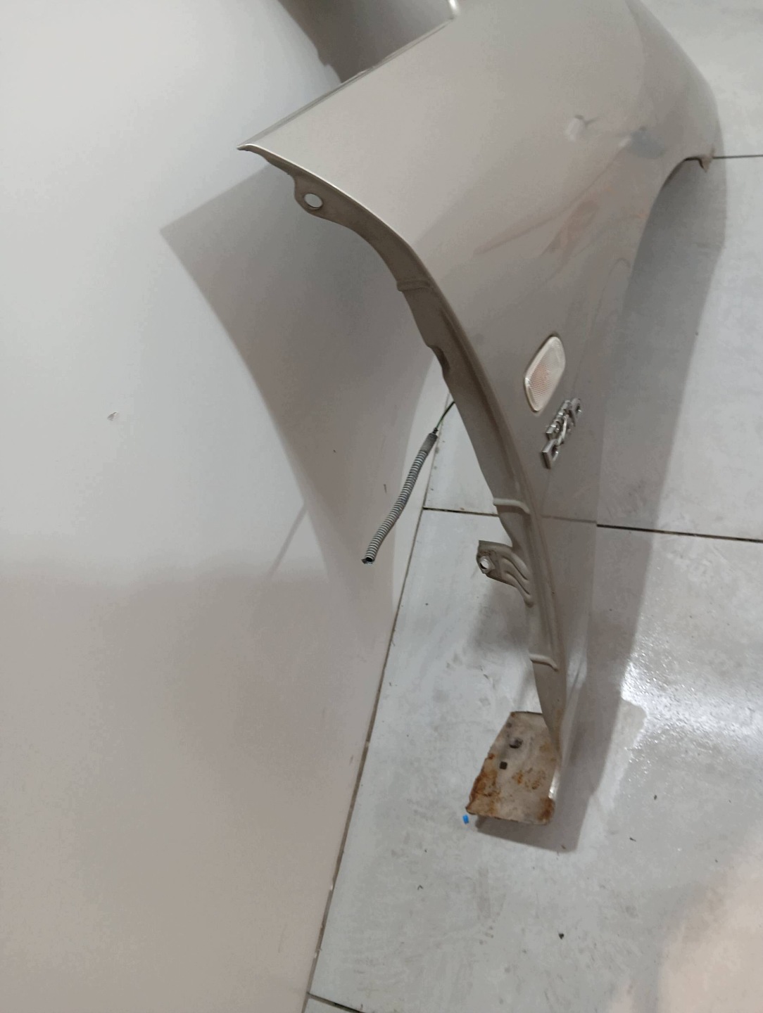 fender right front Toyota Corolla Verso and (2001-2004)