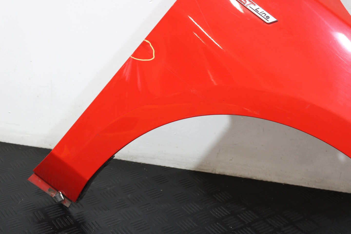 fender right front front FORD FOCUS MK4 KOMBI ST-LINE