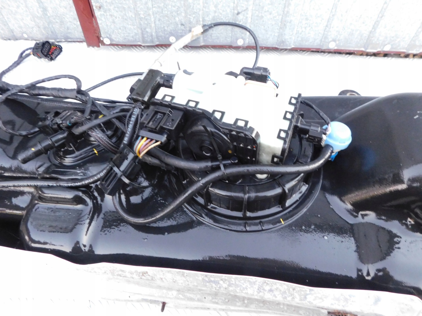 VW Crafter 2.5 TDI tank pump control unit AdBlue komplet