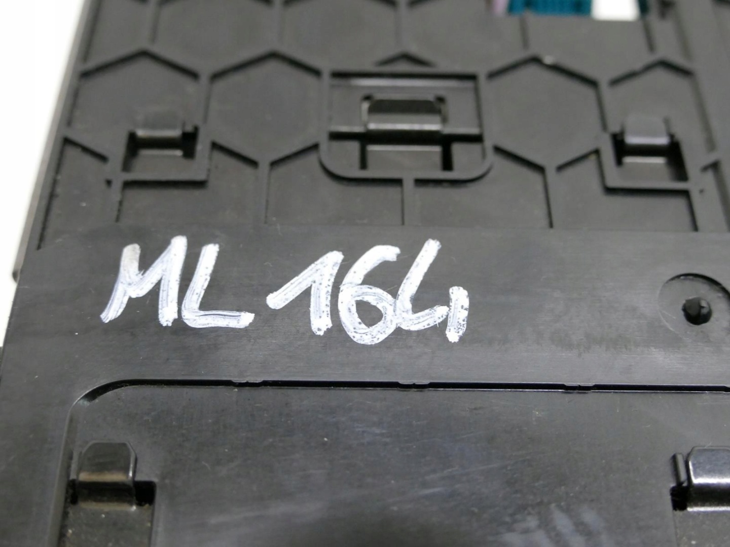 MERCEDES ML W164 passenger compartment plato ZAPALNICZKA front