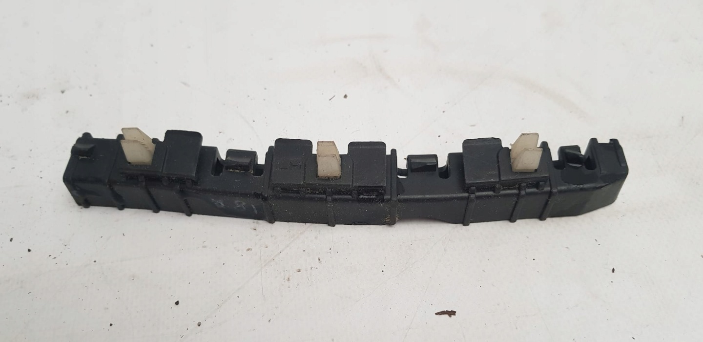 HYUNDAI I20 and 1 08-14 bumper bracket left front