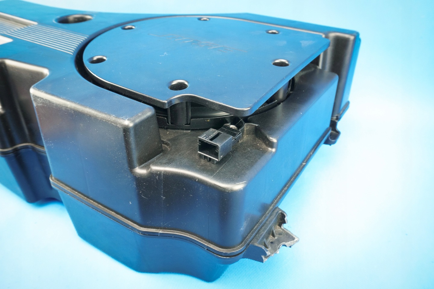 speaker subwoofer Bose Audi Q7 SQ7 4M 4M0035621A