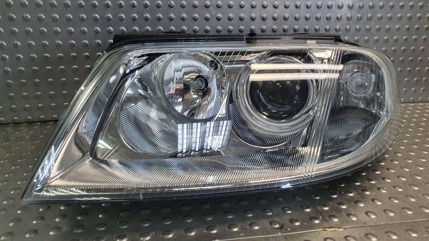 light front left VW PASSAT B5 LIFT 00- 3B0941015AR
