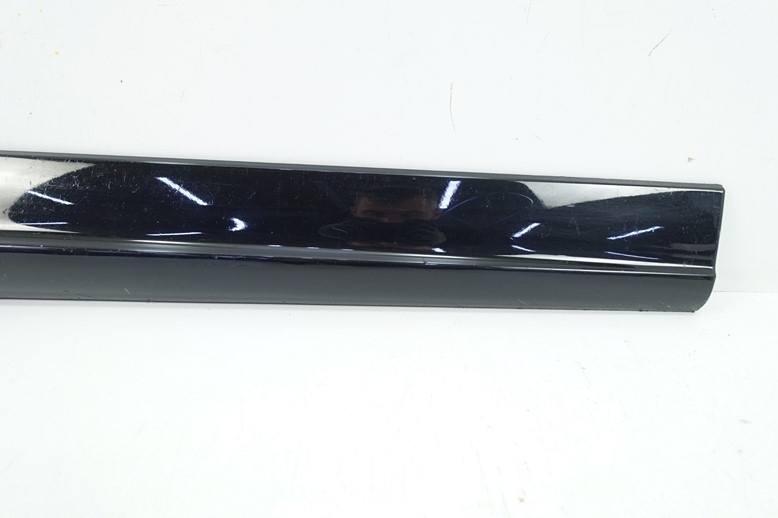 moulding door right front AUDI Q5 SQ5 8R0853960B