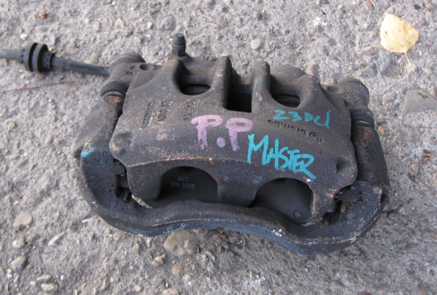 RENAULT MASTER III MOVANO 2.3 DCI caliper brake right front
