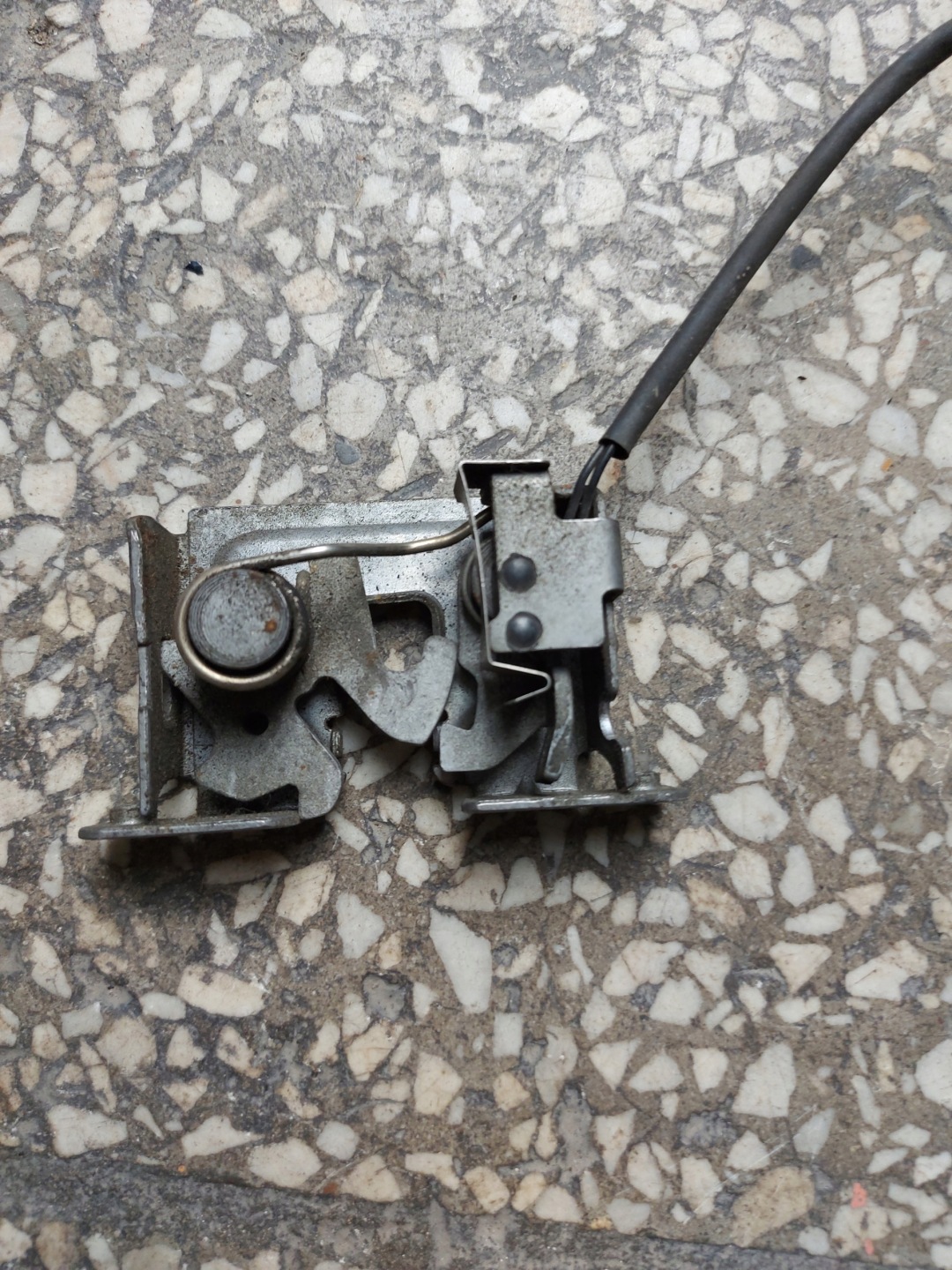 bonnet latch lock sensor BMW X5 E70 X6 E71 7178753 OE