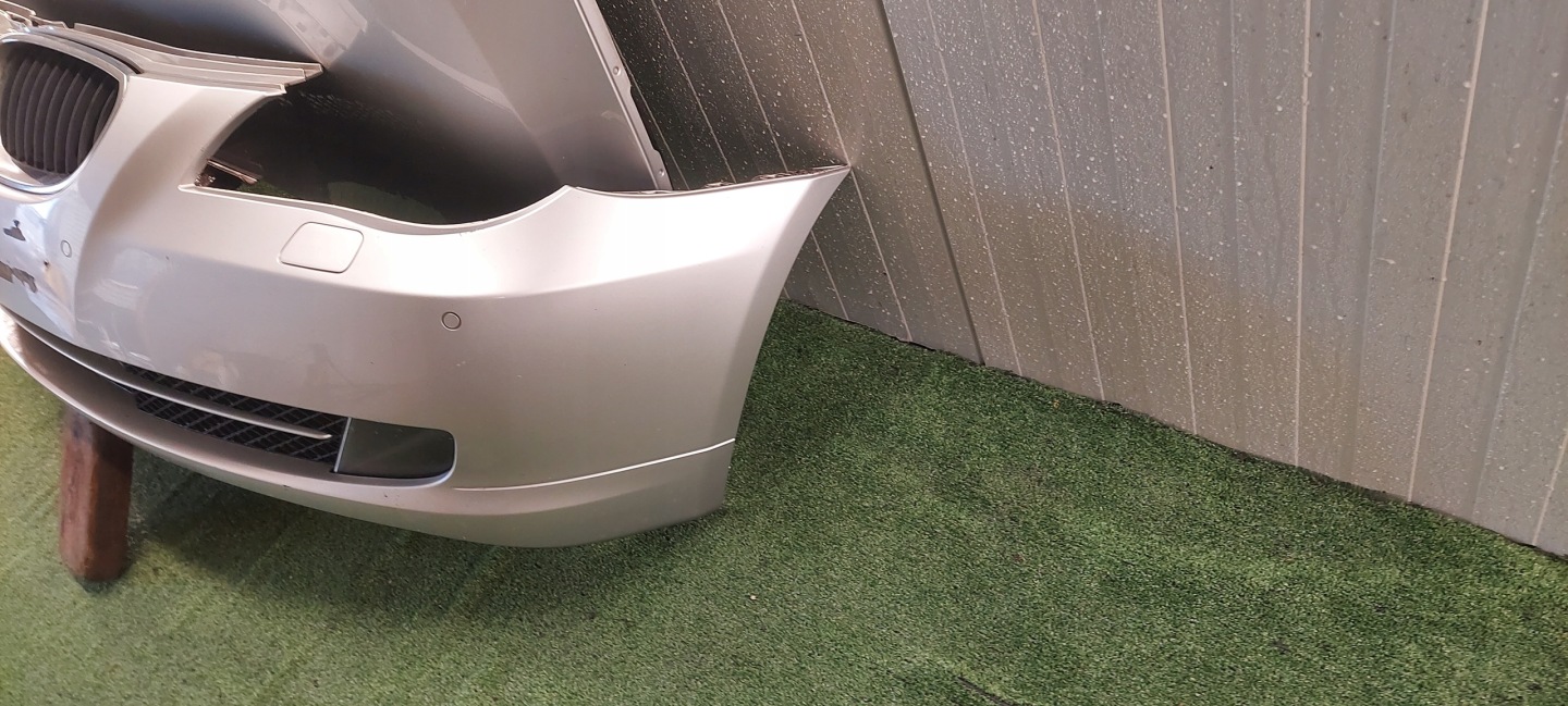 bumper front BMW 5 E60 E61 LIFT LAK: 354 TITANSILBER METALLIC