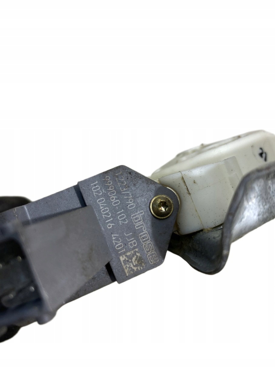 window regulator right front AVENSIS T25 FL 69810-05050