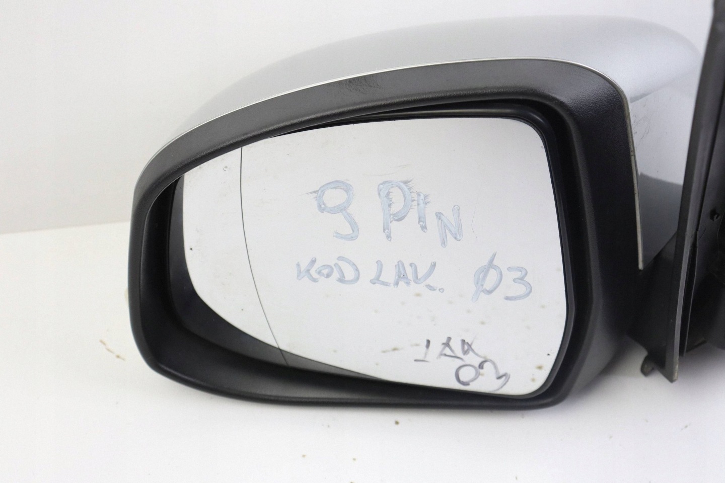 FORD FOCUS MK2 mirror left 9 PIN LAKIER 03 EUROPA E9034440 E9024440