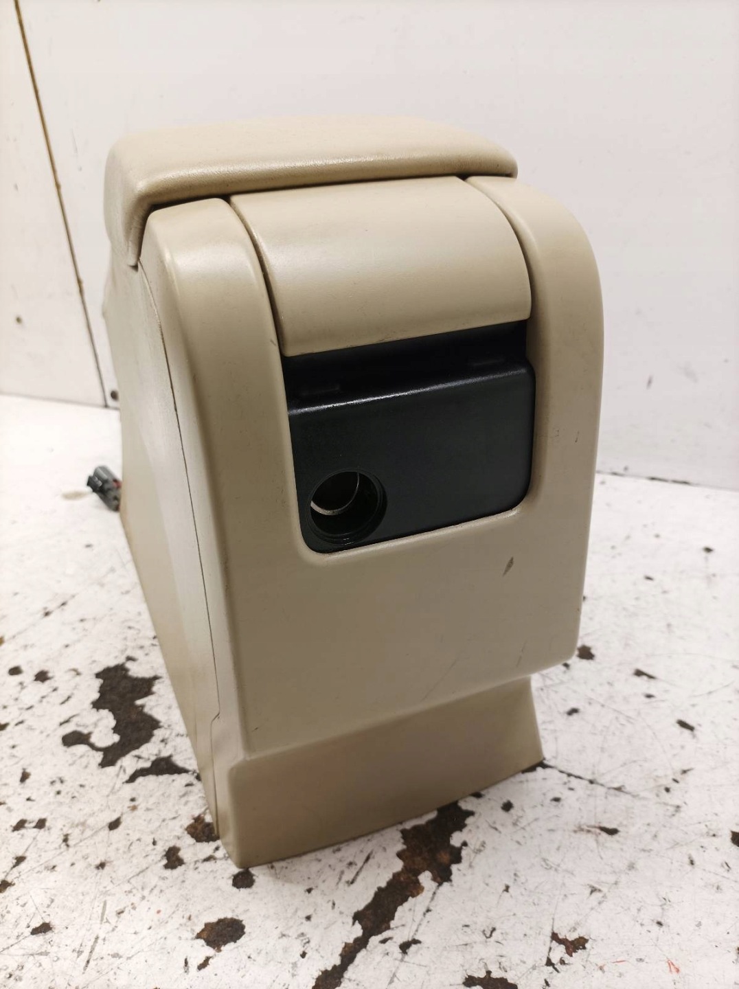 TUNEL central armrest SOFT BEIGE leather Volvo XC 60 and (2008- )