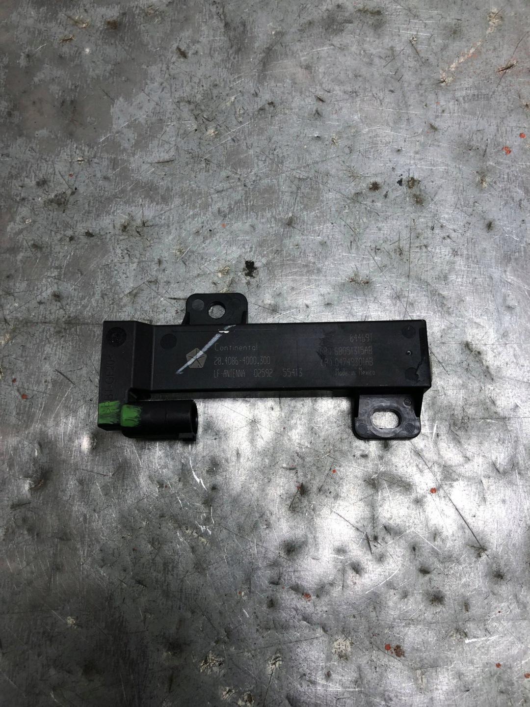 amplifier ANTENY JEEP COMPASS II 68051315AB