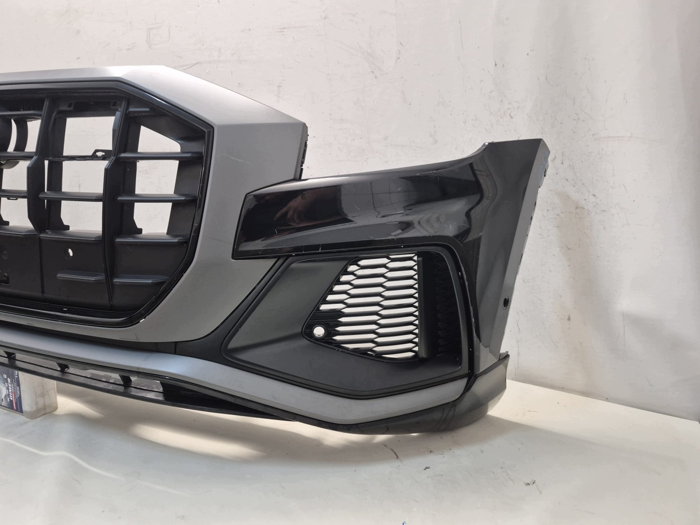 AUDI Q8 4M8 S-LINE 18- bumper front front grill grid PDC 4M8807437D