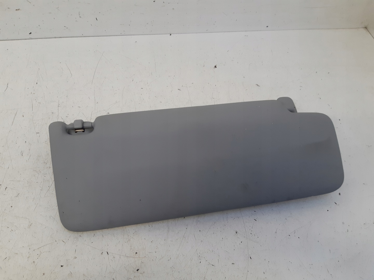 visor przeciwsloneczny left 8V5857551A Audi A4 B9