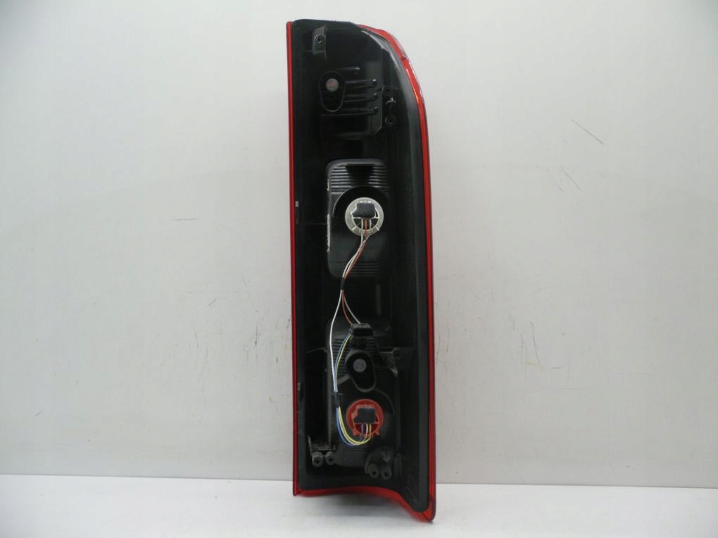 TRAFIC III VIVARO B TALENTO 14- light rear left rear part