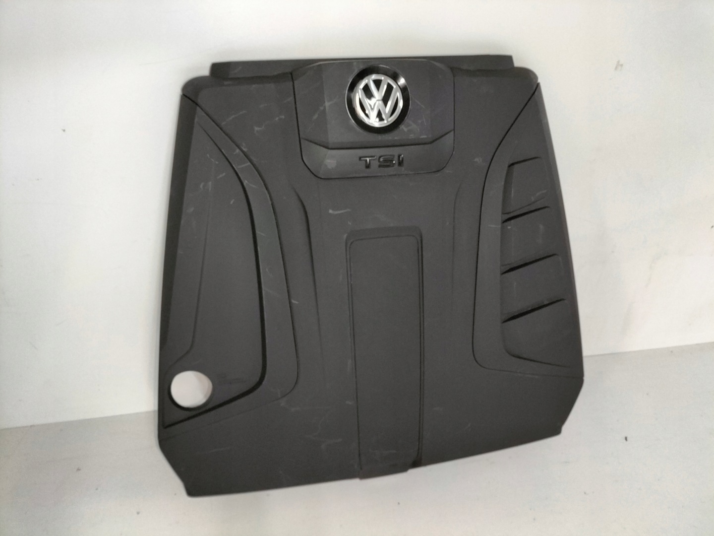 cover cover for engine VW TOUAREG III 18- TSI