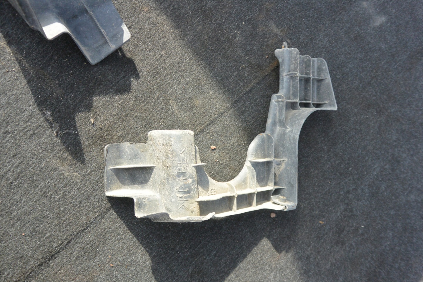 cover chassis of control KPL left right LEXUS GS III 450H