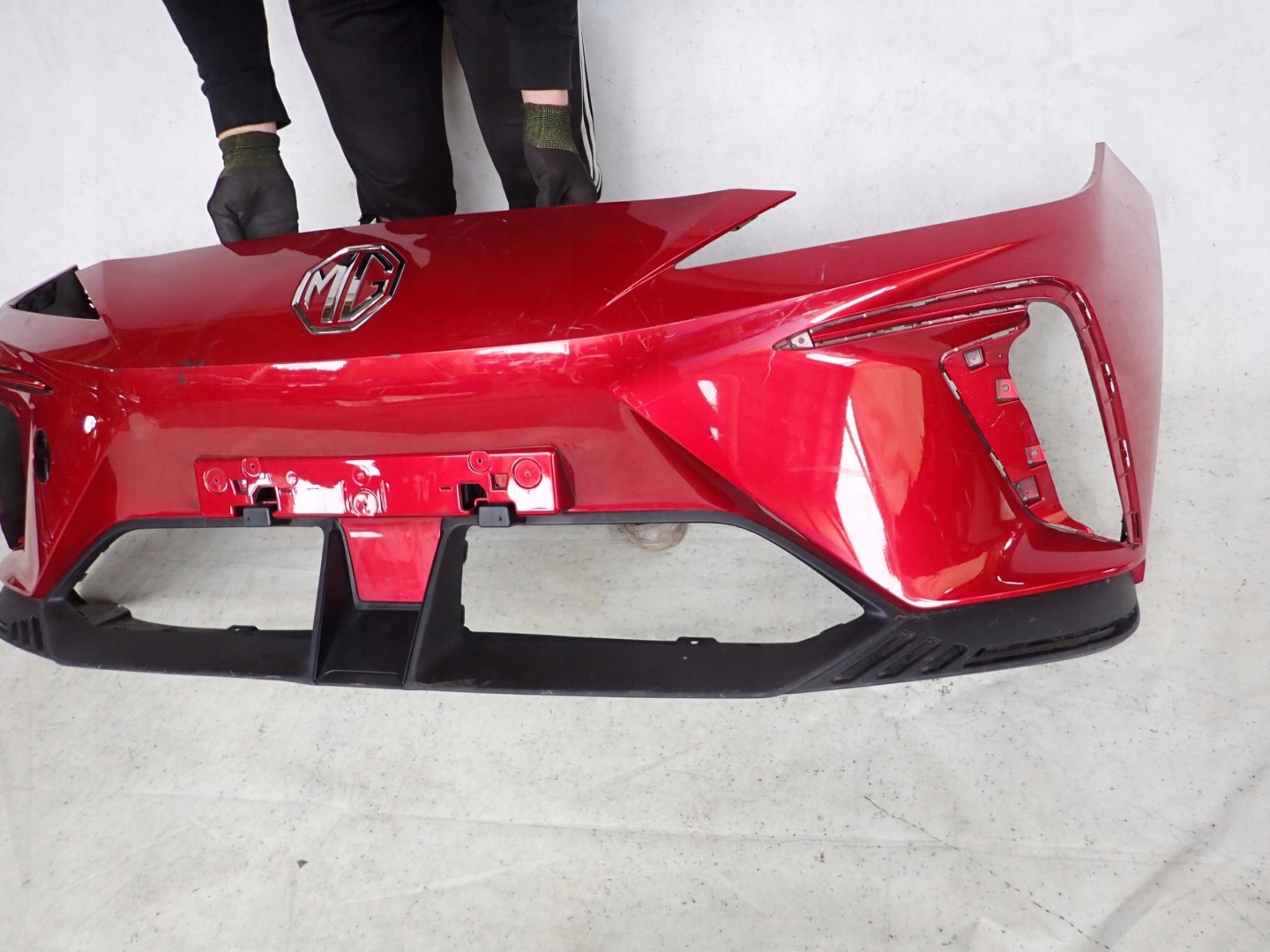MG 4 MULAN 22-> bumper front front P11183302