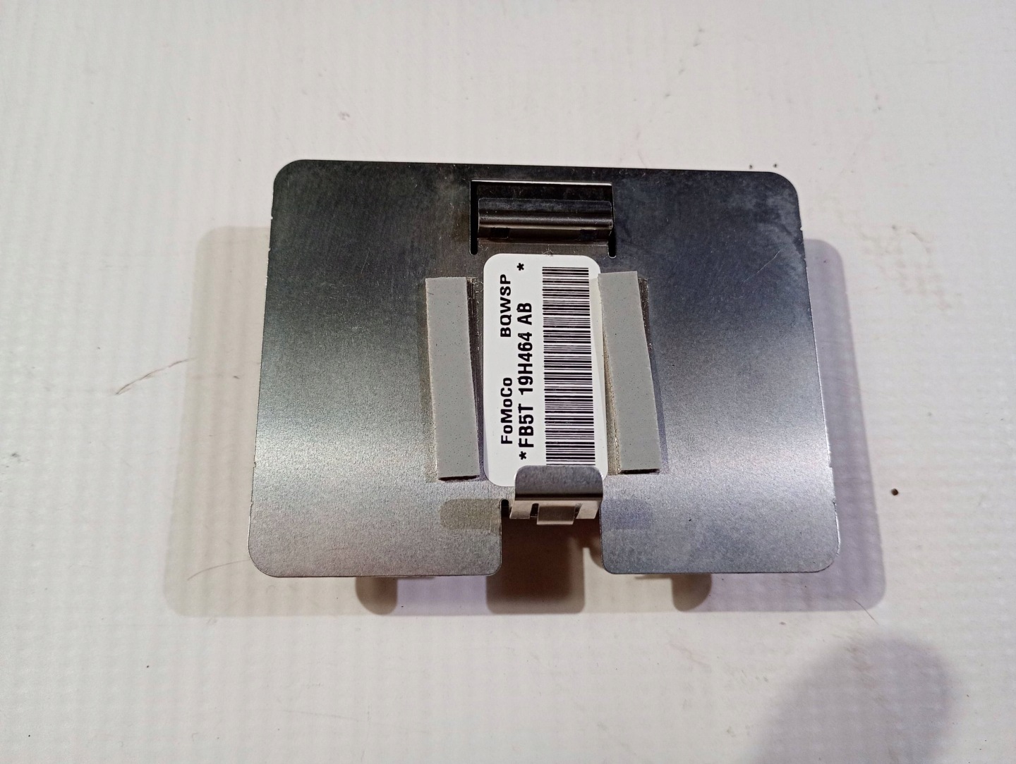antenna amplifier module control unit sensor Ford Explorer V 2011-2019
