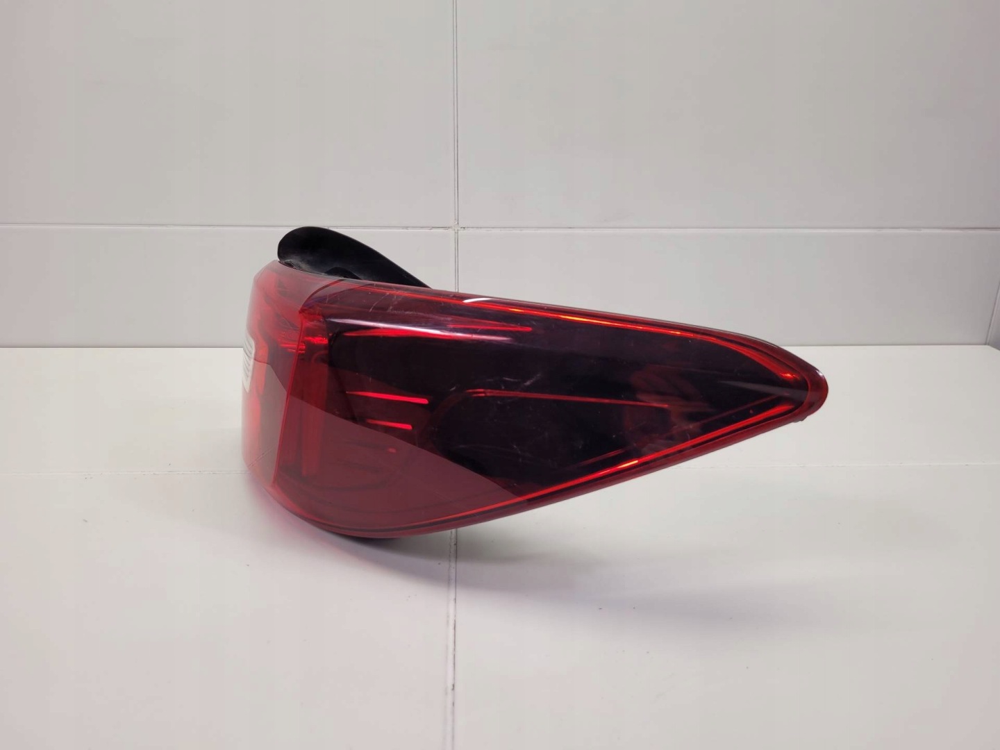 light rear right side Opel Grandland X 2019 YP00098280