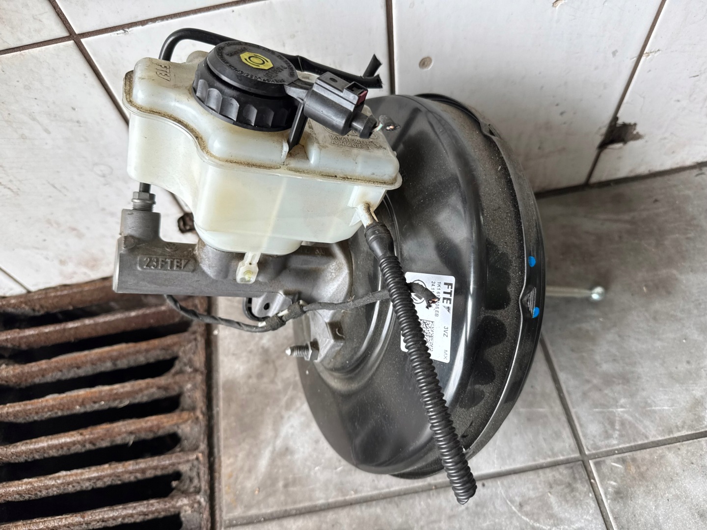 VW JETTA A6 VI BEETLE 5c Servo bremsen 1K1614105EB