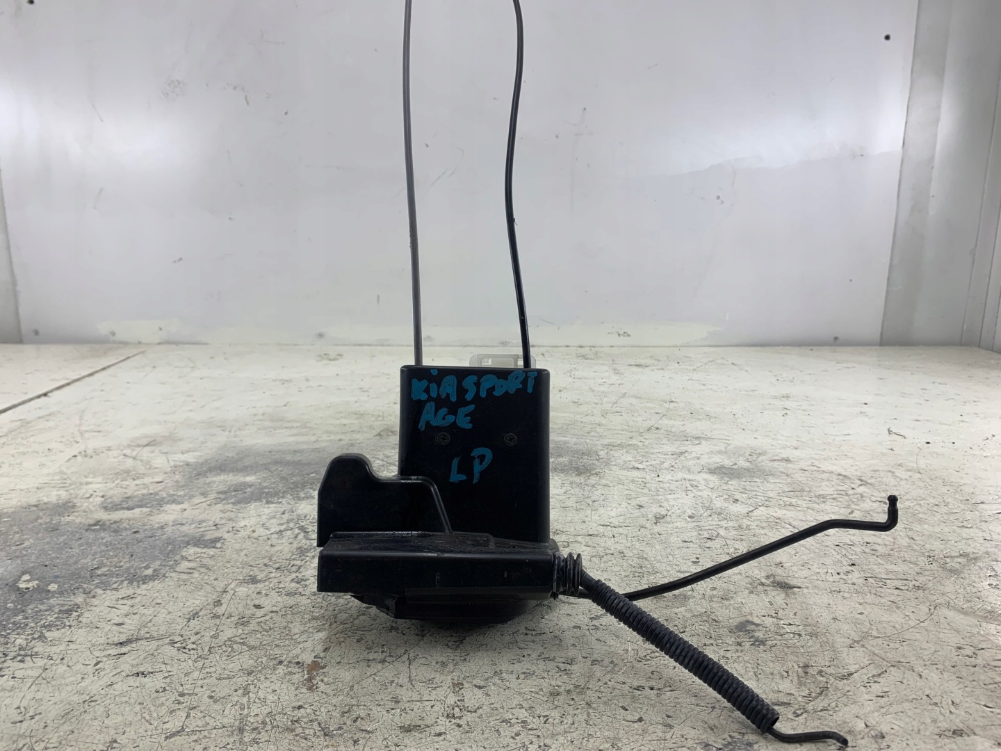 KIA SPORTAGE II lock door left front