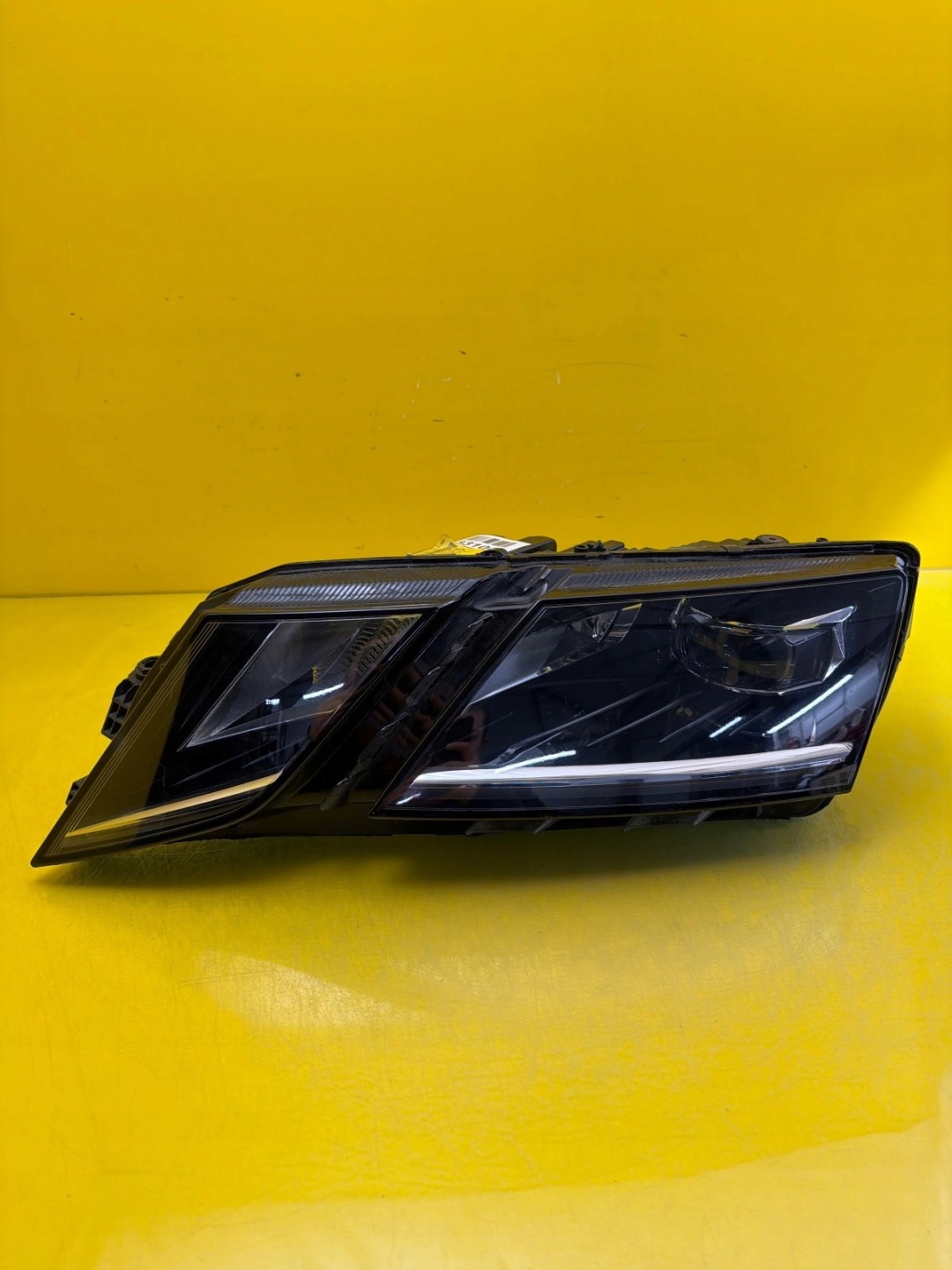 light left Skoda Octavia 3 III FL 17-20 Lift 5E1941015E