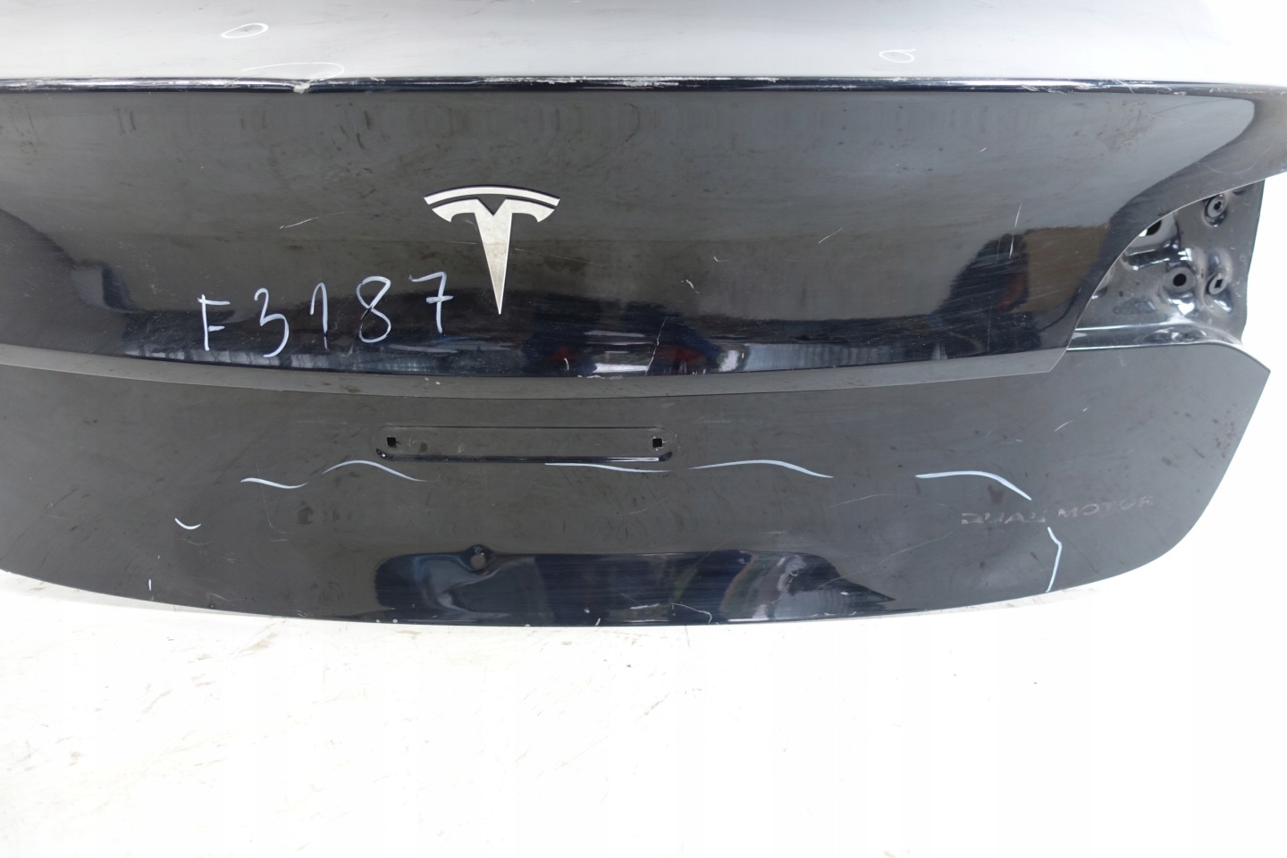 TESLA MODEL 3 LIFT 2020- cover trunk door boot