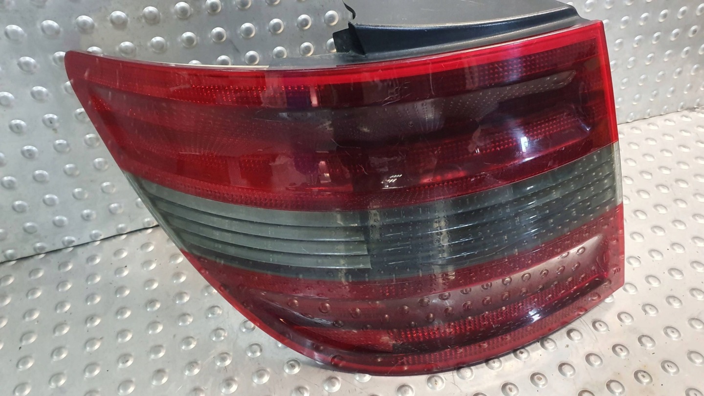 light rear part left MERCEDES B-class A1698202564 05