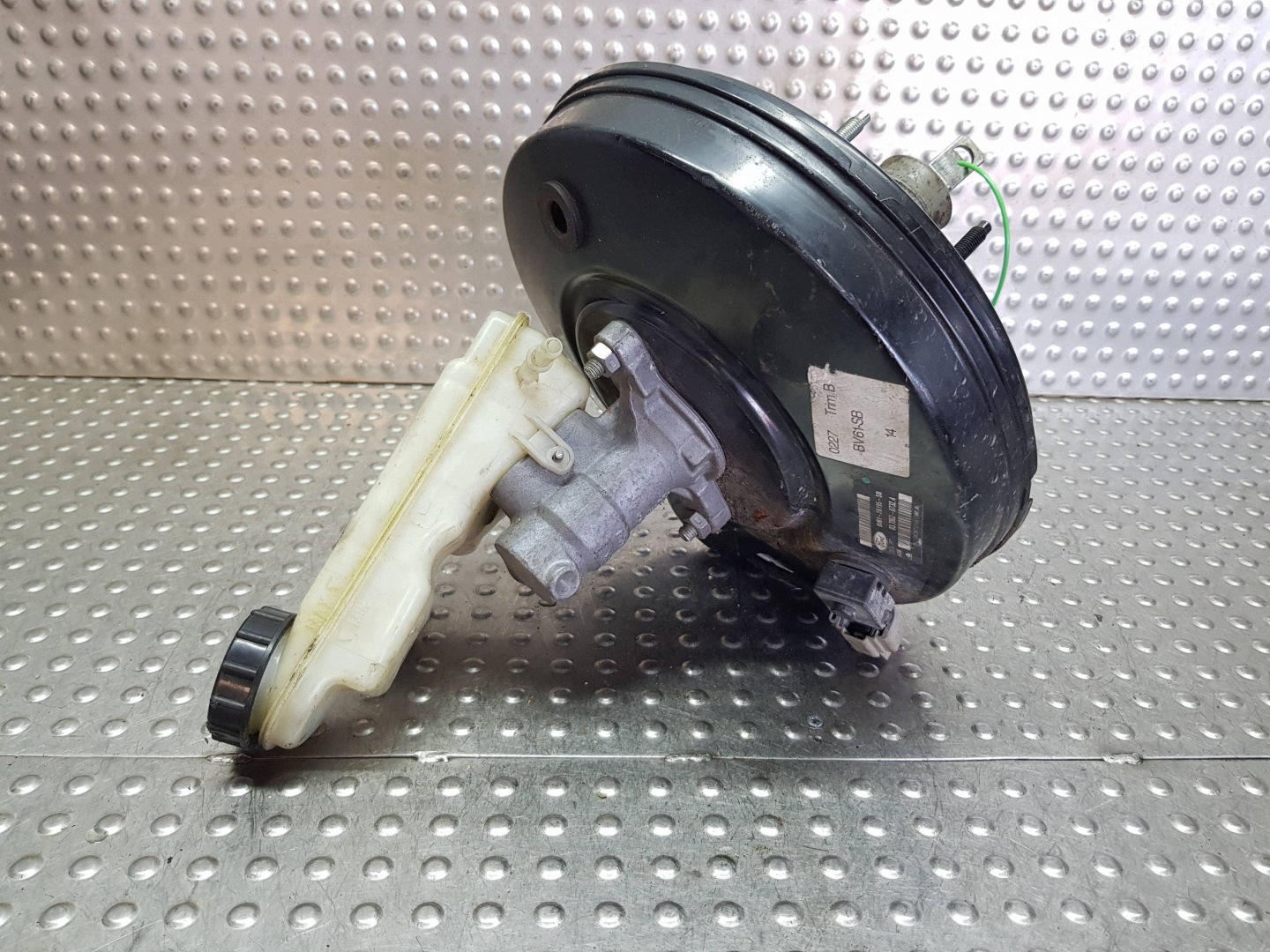 servo Servofreno BV61-2B195-SB FORD FOCUS MK3