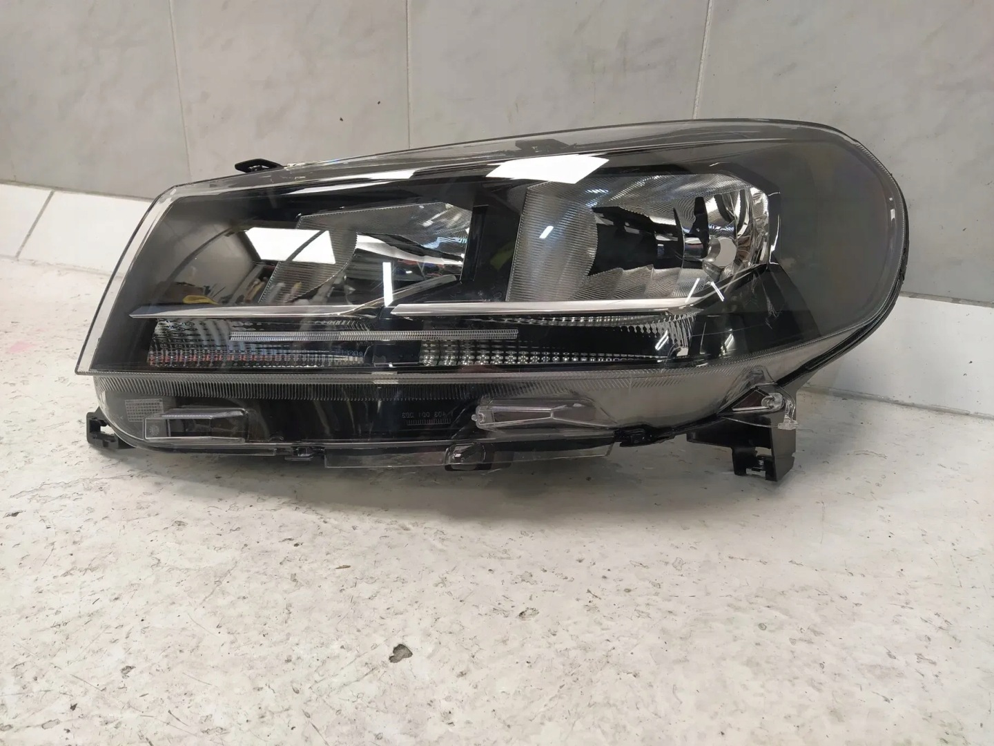 EXPERT IV JUMPY IV PROACE II VIVARO C light REFLEKTOR front front left