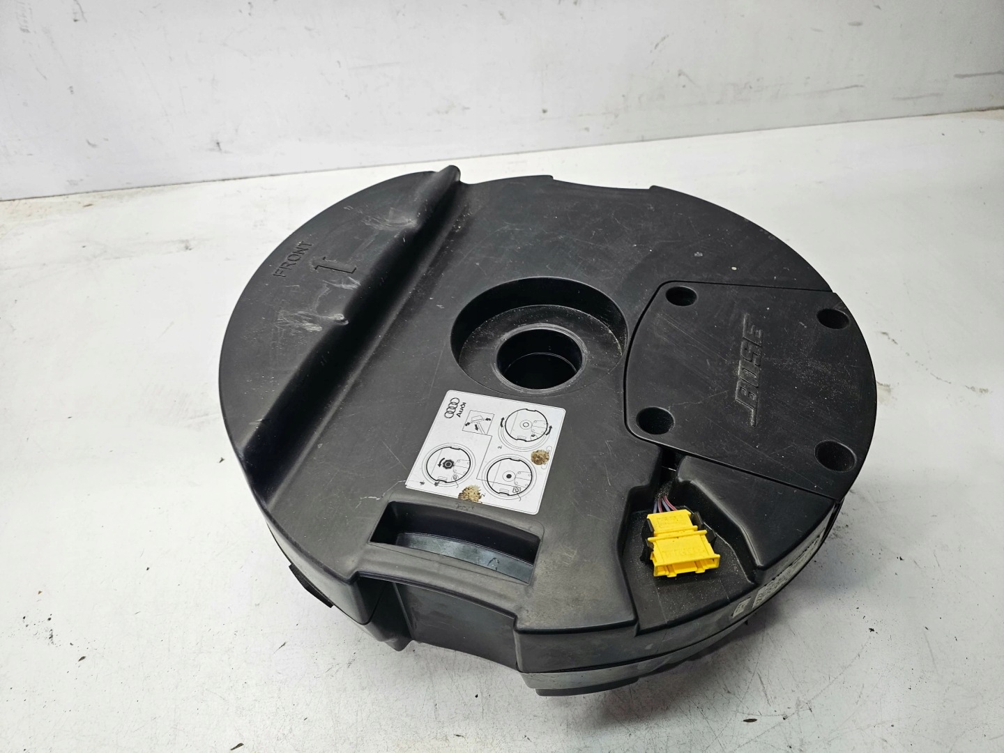 reprák SUBWOOFER subwoofer bose AUDI Q7 4L 4L0035382B