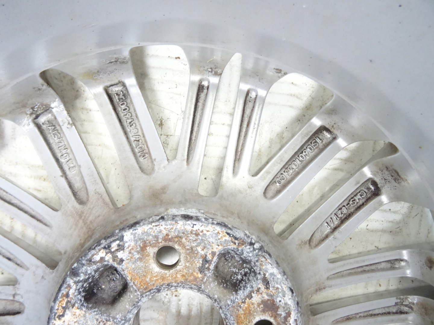 VW UP disc aluminium 5,5" 15" 4X100 ET 41