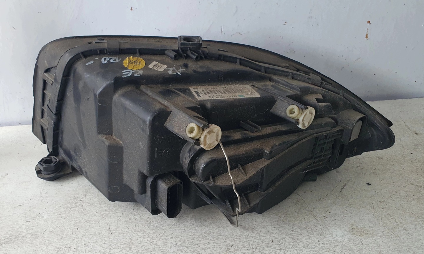 AUDI A2 99-05 light right front EUROPA original VALEO 8Z0941004M