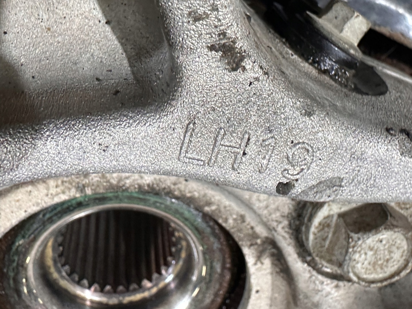 swing left front of the pivot disc caliper Lincoln Continental 2017+