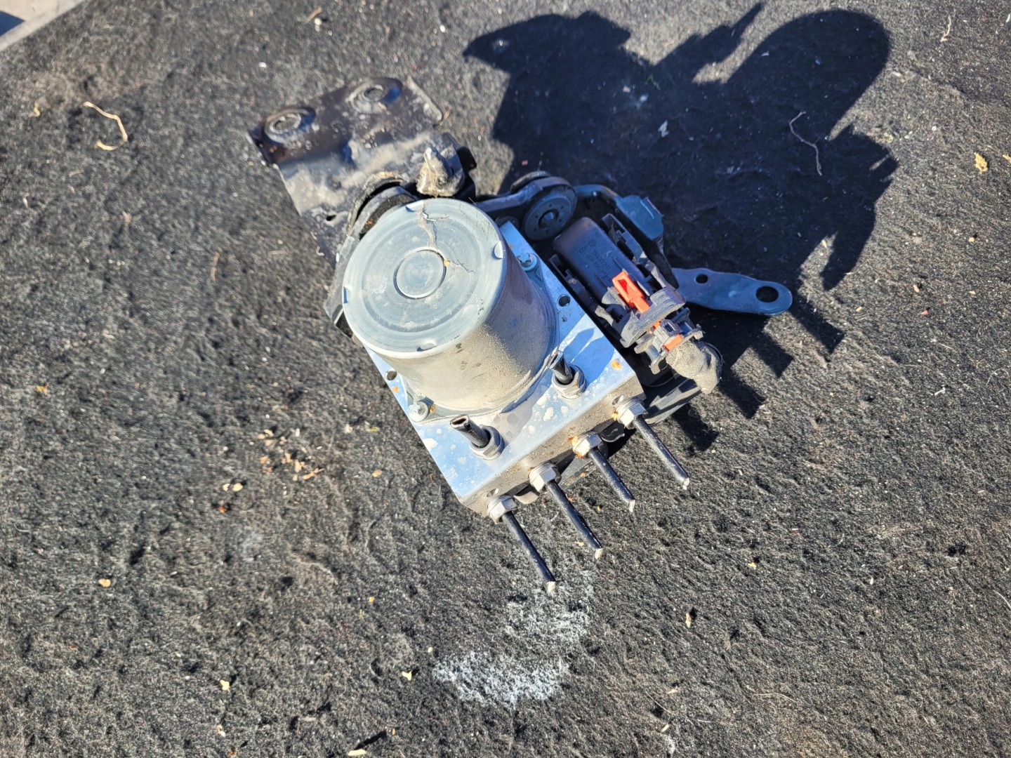 pump ABS brake VW SKODA SEAT 2Q0614517N