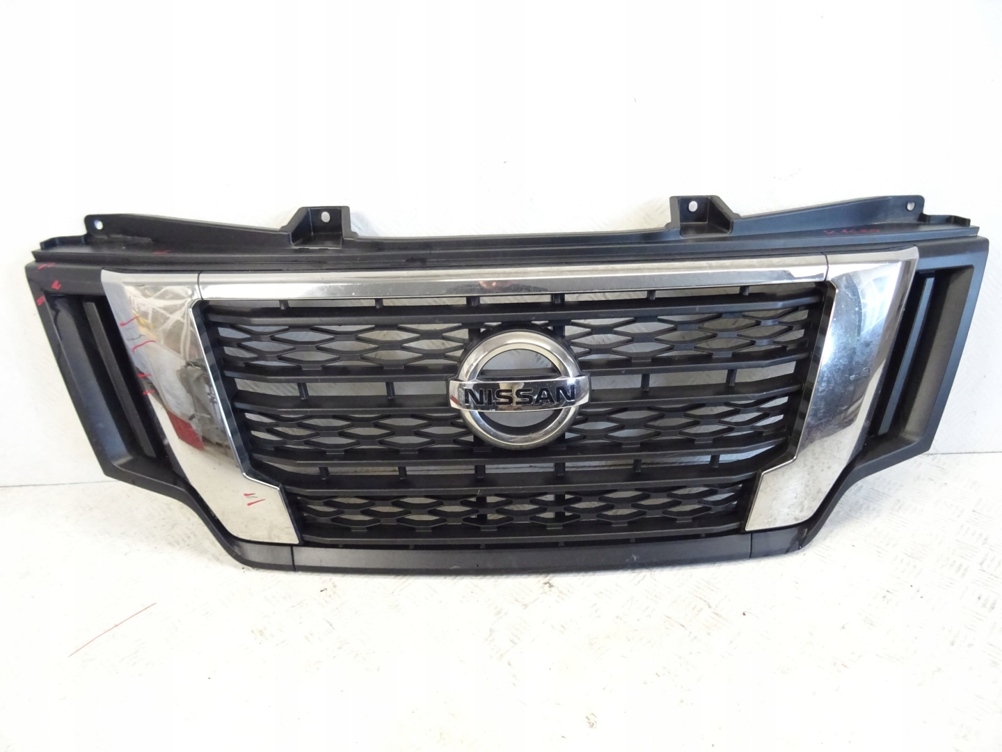 grill grille front front NISSAN NV400 LIFT 62310-8169R