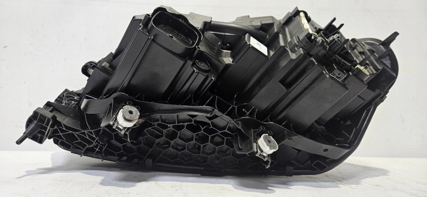 light right front FULL LED BMW G05 G06 LIFT original 5A8E11601