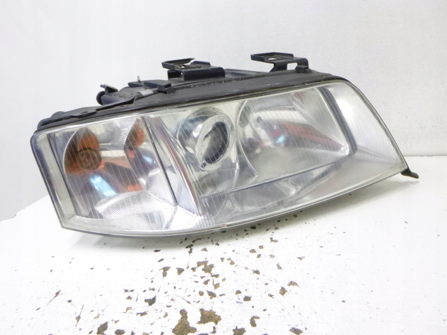 light front right Audi A6 C5 2000r. Depo