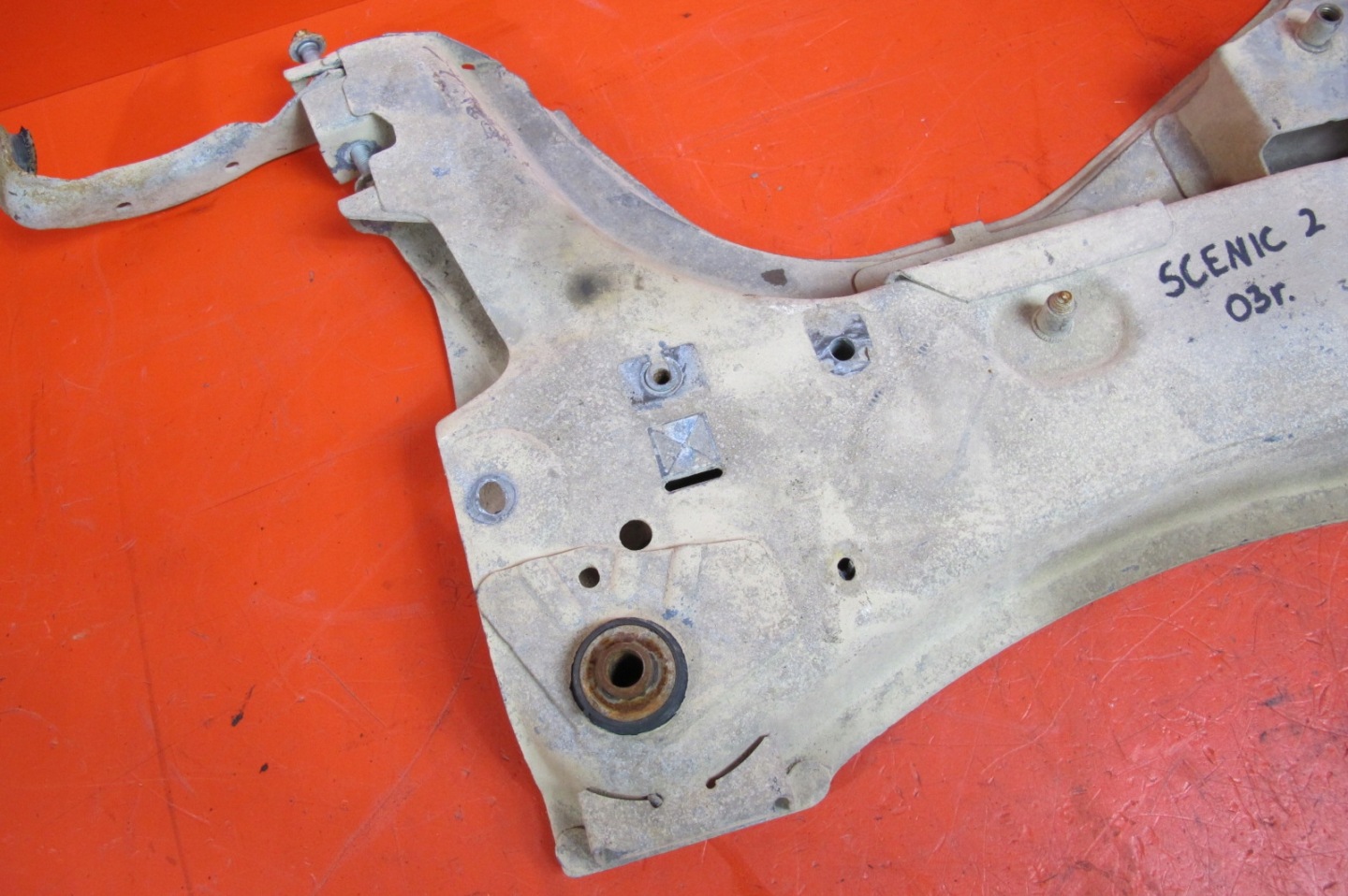 RENAULT SCENIC 2 II 03- axle beam subframe axle beam TRAWERS front front