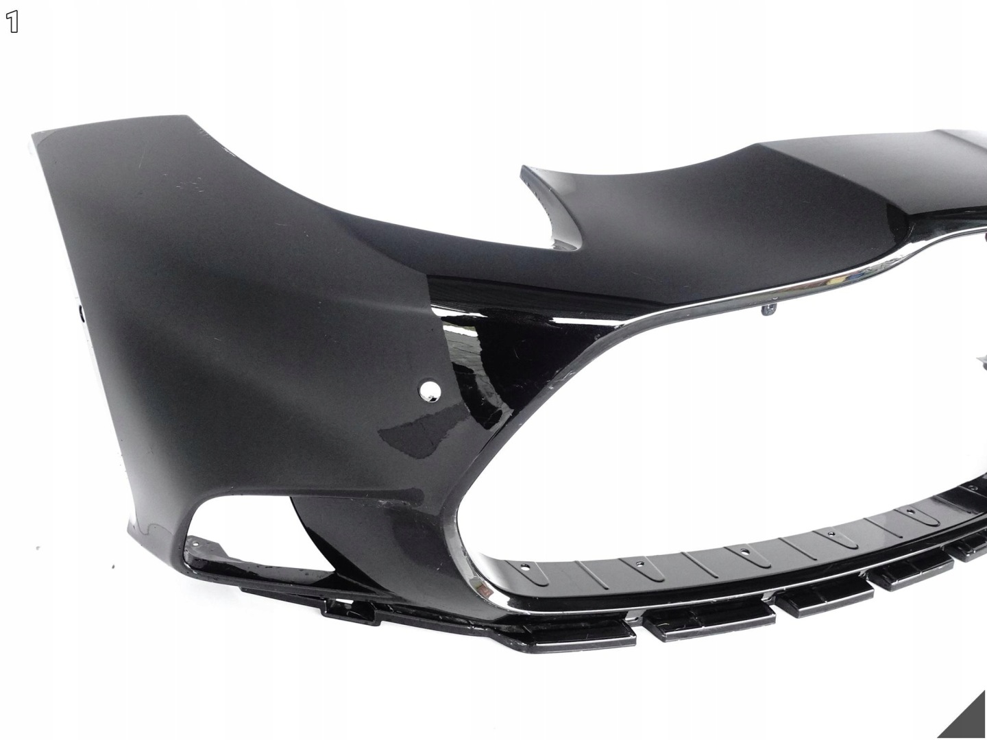 ASTON MARTIN VANQUISH III (3 GENERACJA) 24- bumper BUMPER front (PDC)