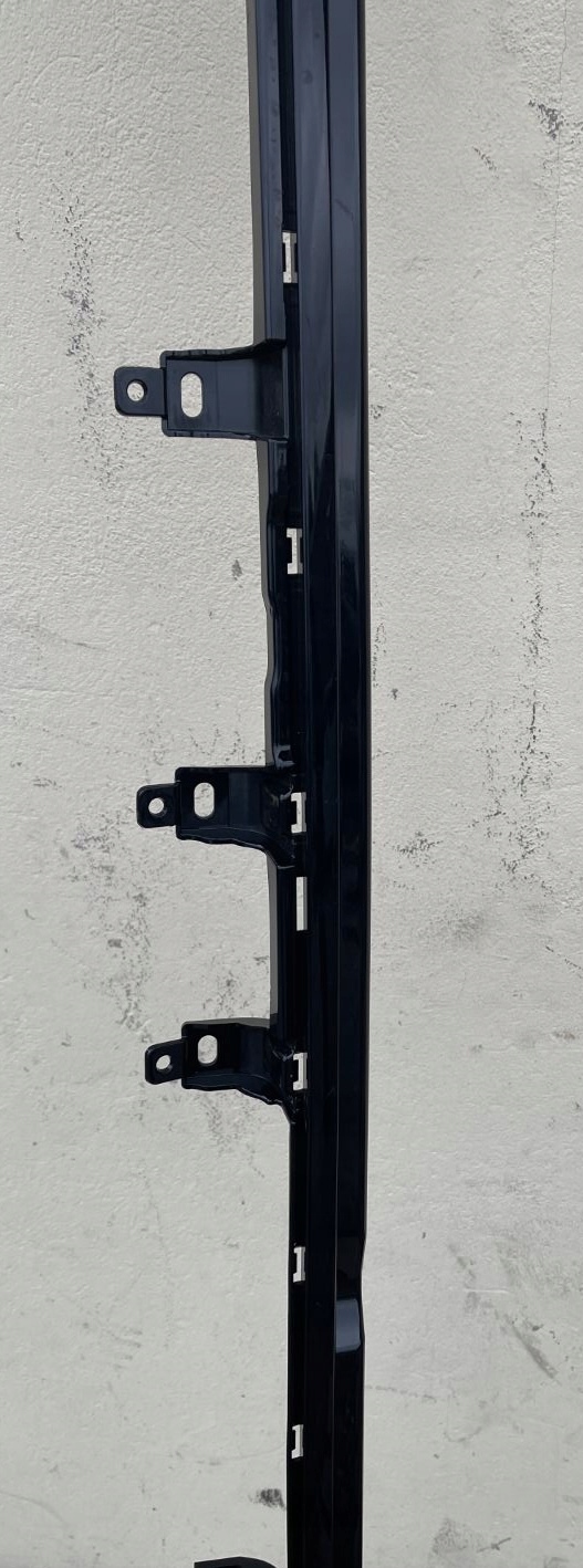 LPA359 BMW 7 G70 2022- moulding threshold left 9880327