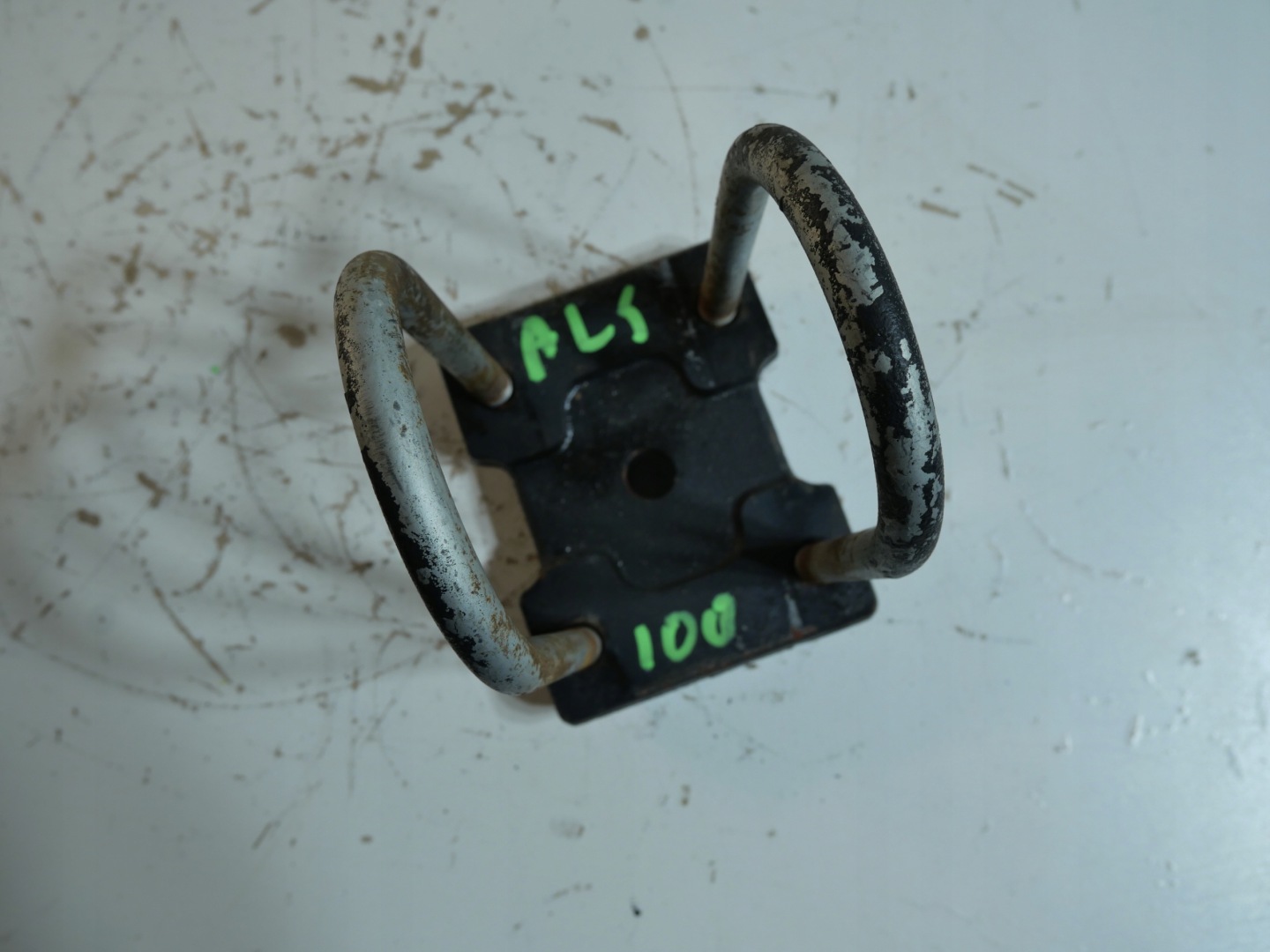 CYBANT Halter RESORA VW AMAROK 2H0599175
