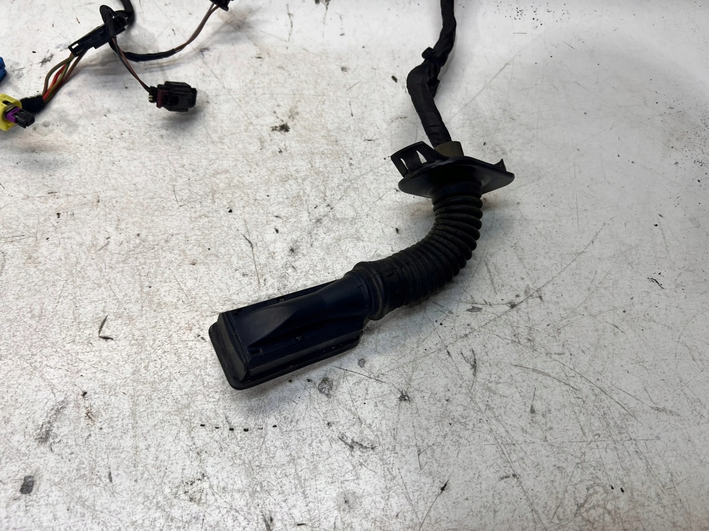 bundle door left front AUDI A6 C8 4K5971029AA