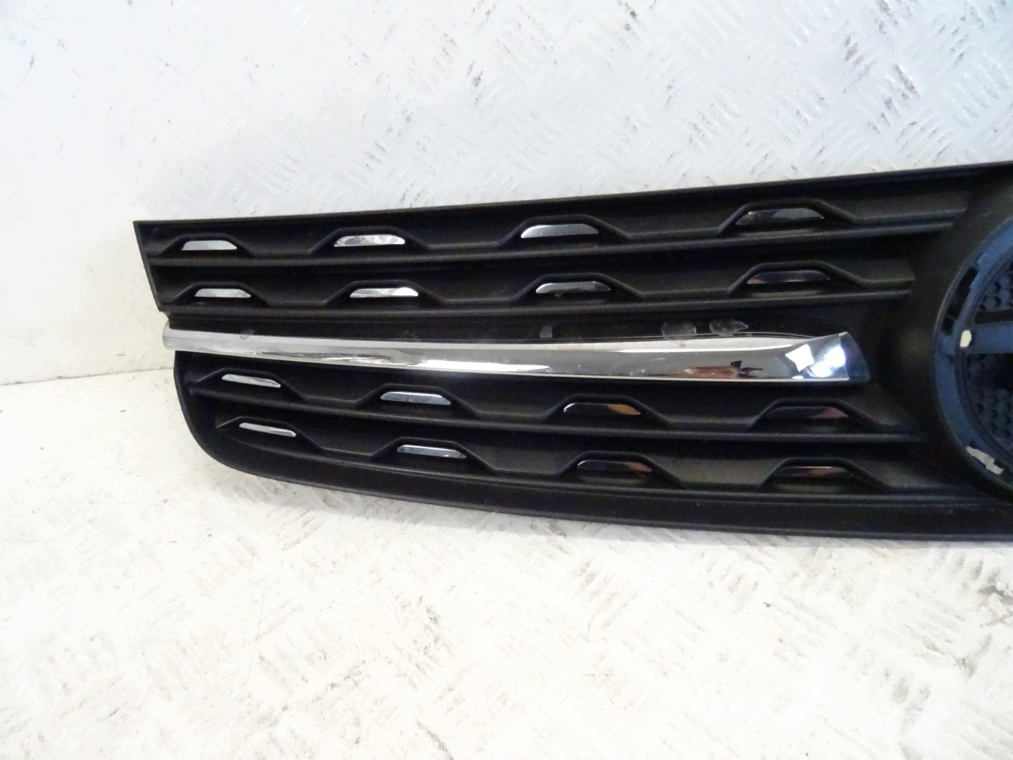 grill grille front front OPEL VIVARO C 9833128677