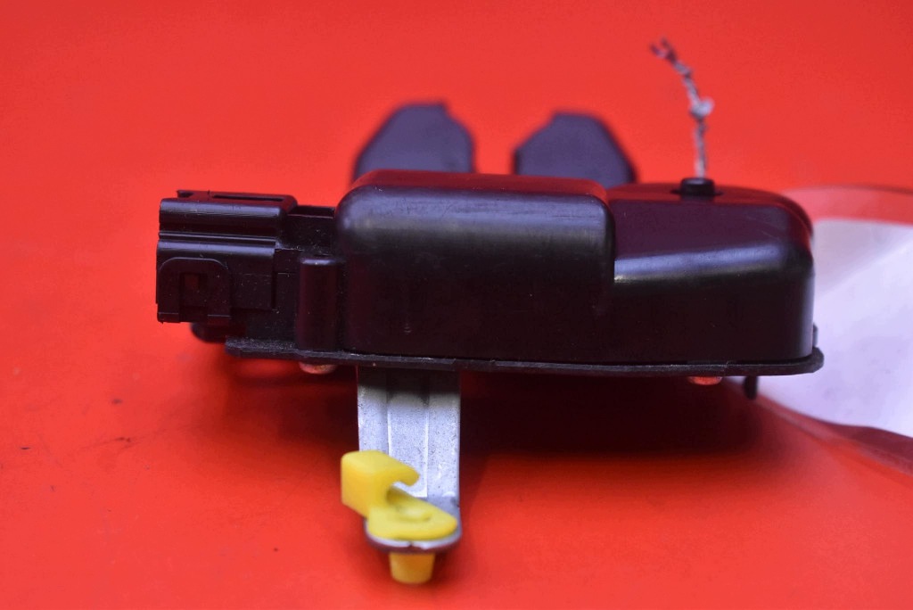 lock bonnet rear part boot NISSAN TIIDA C11 sedan 04-08